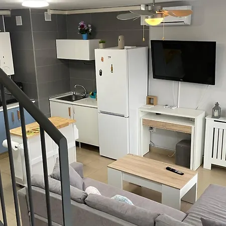 Encanto Rural Con Diseno Moderno En *