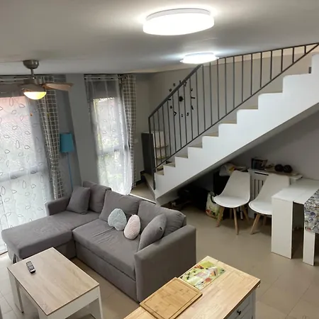 Encanto Rural Con Diseno Moderno En