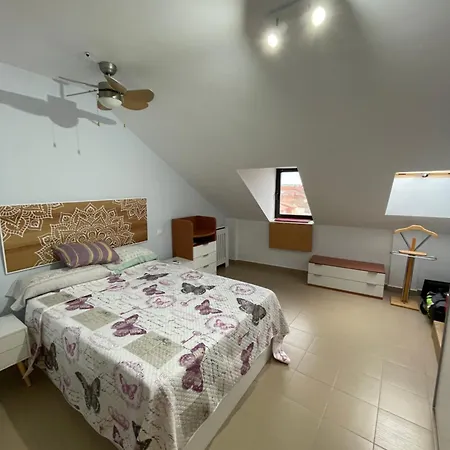 Encanto Rural Con Diseno Moderno En